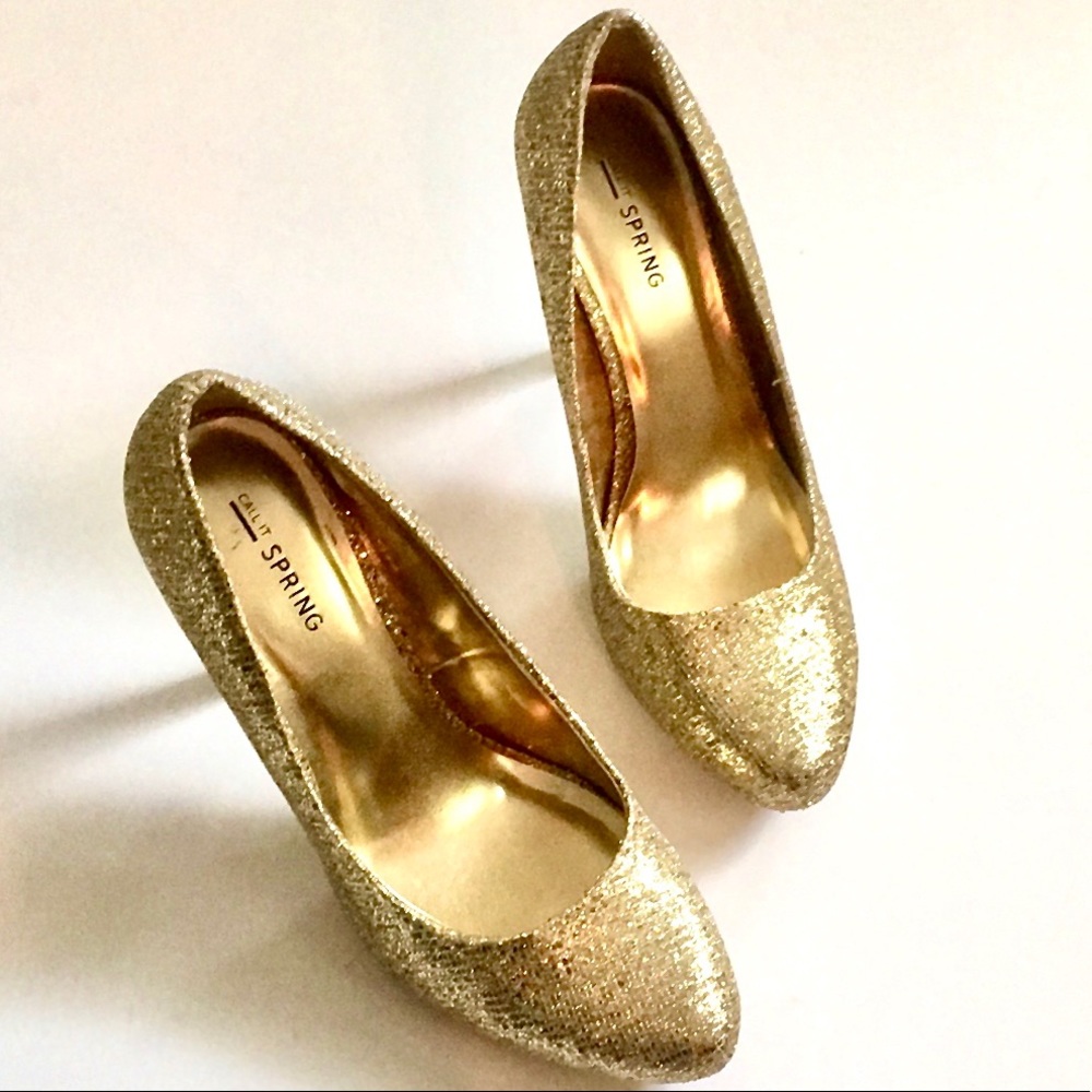 💕✨Perfect Gold Sparkle Heels✨💕